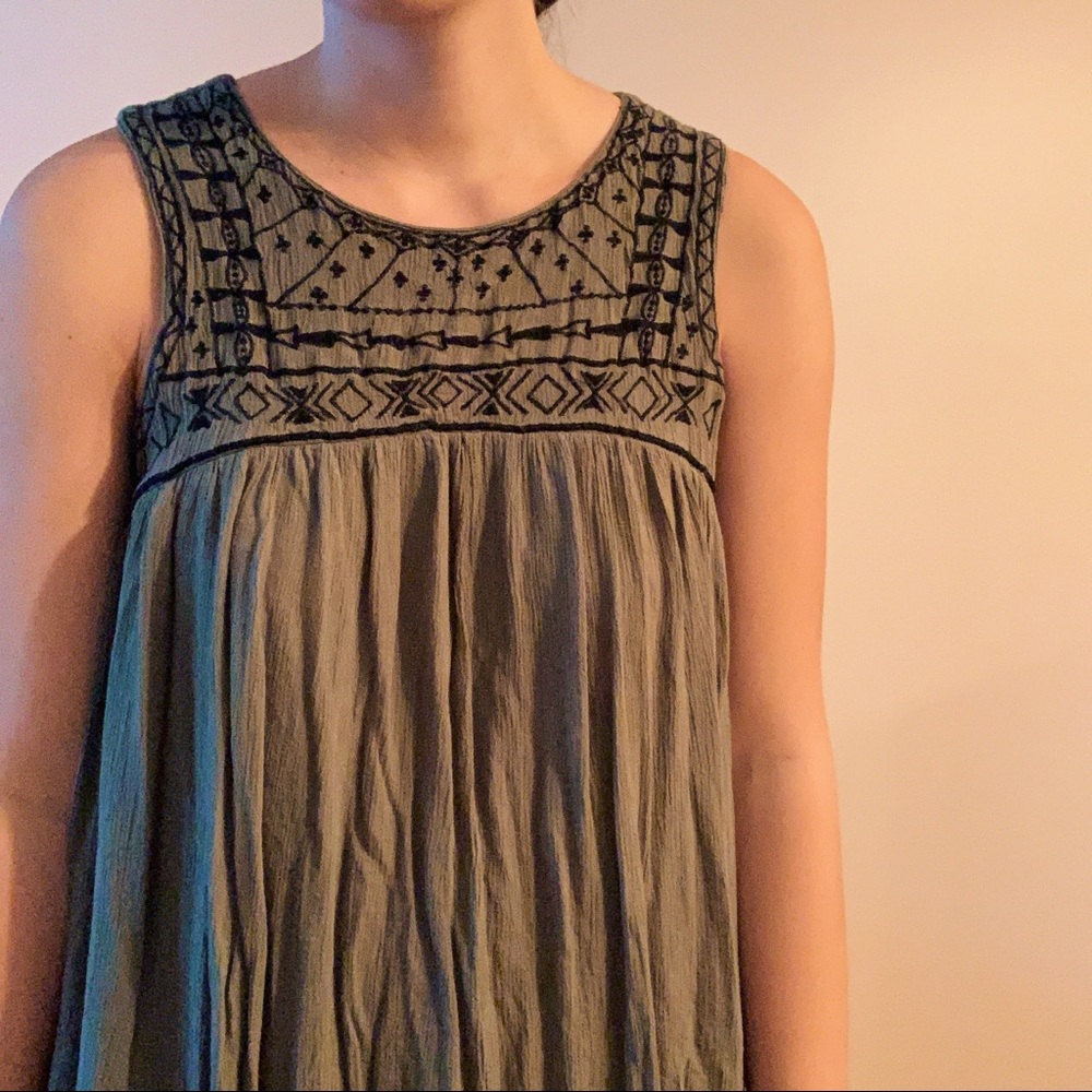 Green embroidery dress